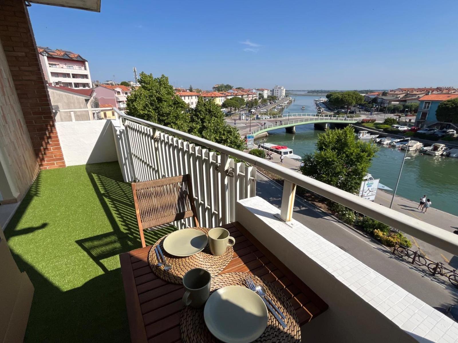 Sunset Bridge - New 2025 Apartment Grado